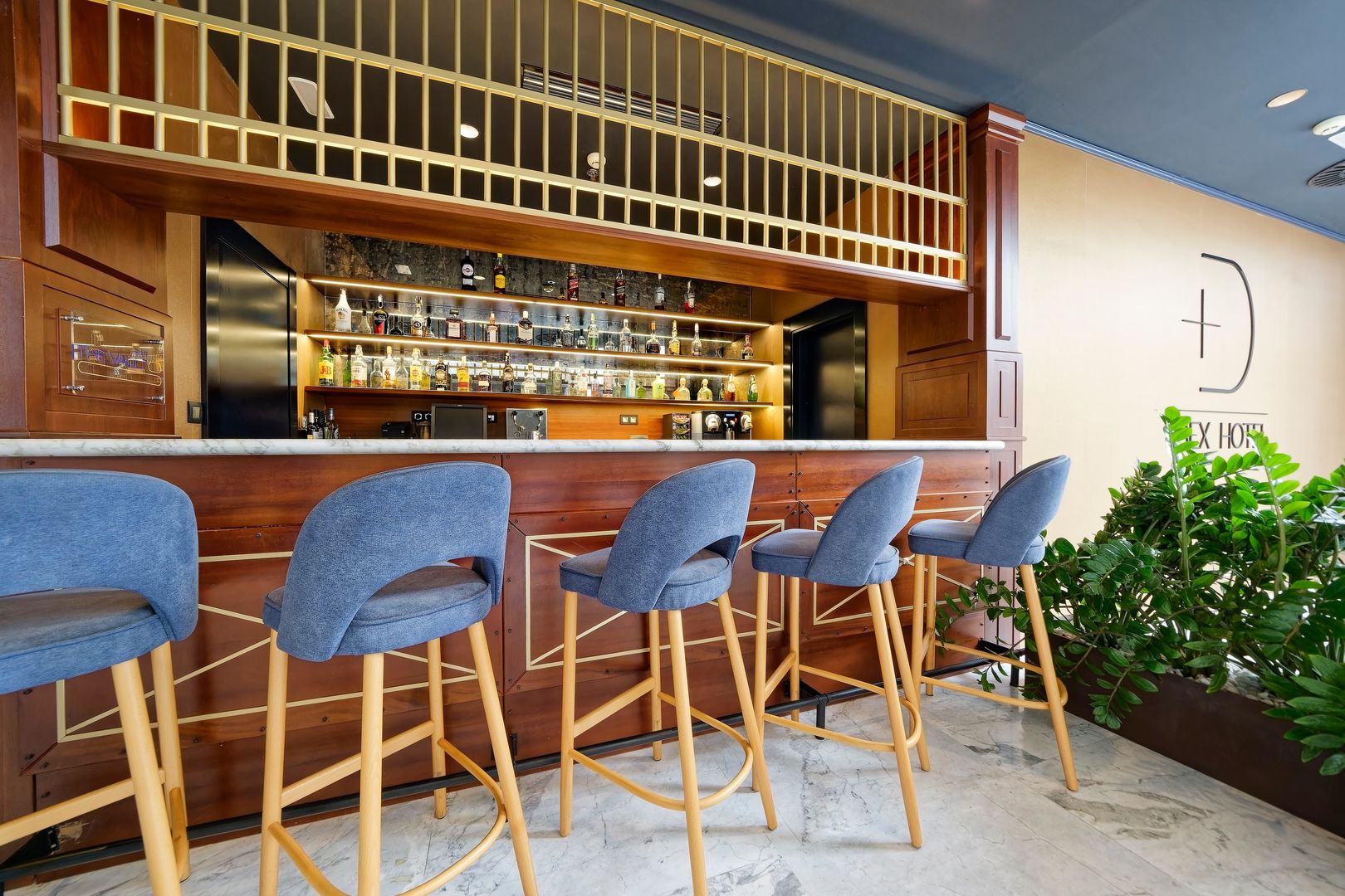 Design Plus BEX Hotel image 2