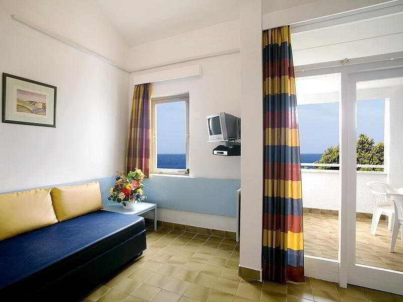 Lanterna Resort image 1
