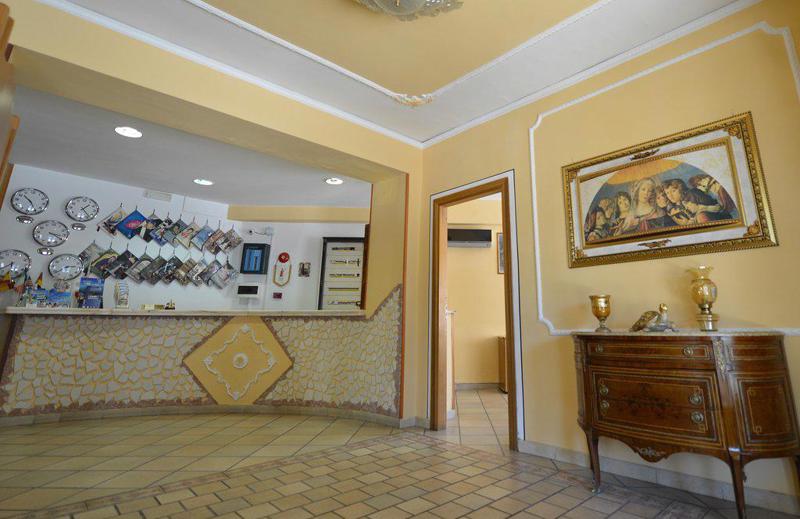 Hotel Martini in Casavatore - foto 3