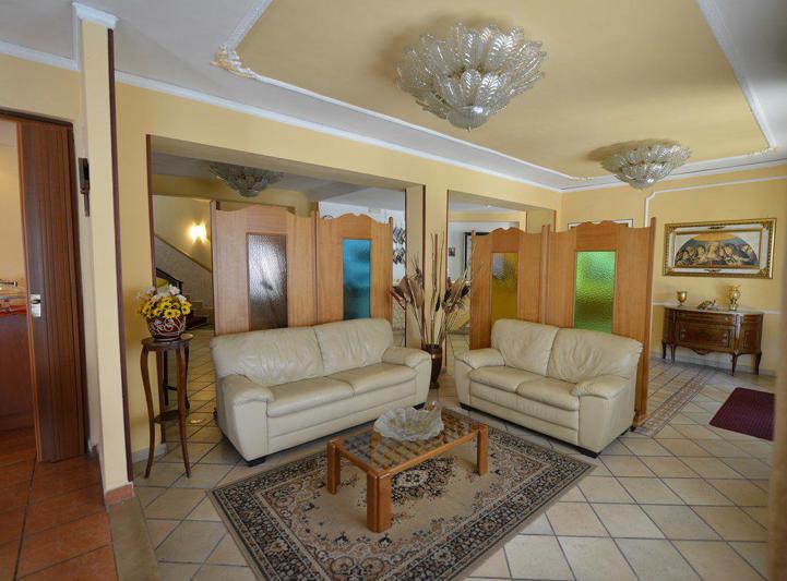 Hotel Martini in Casavatore - foto 4