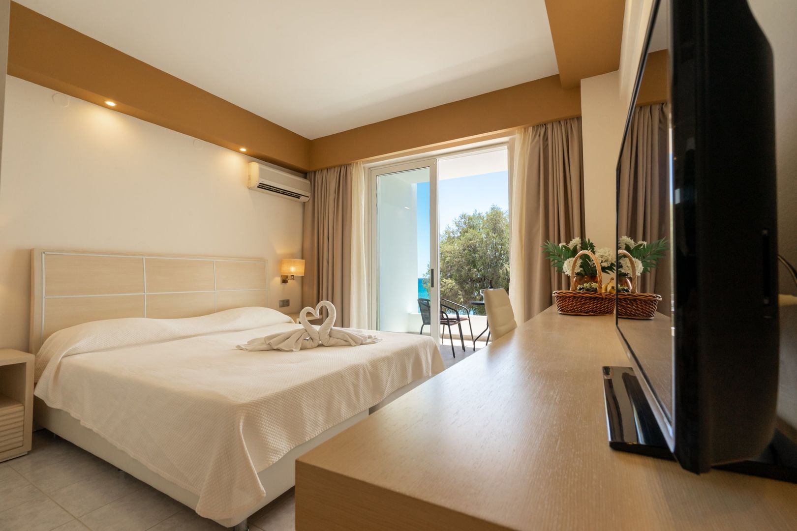 Kamari Plus Hotels foto 92