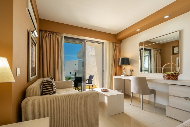Kamari Plus Hotels foto 97