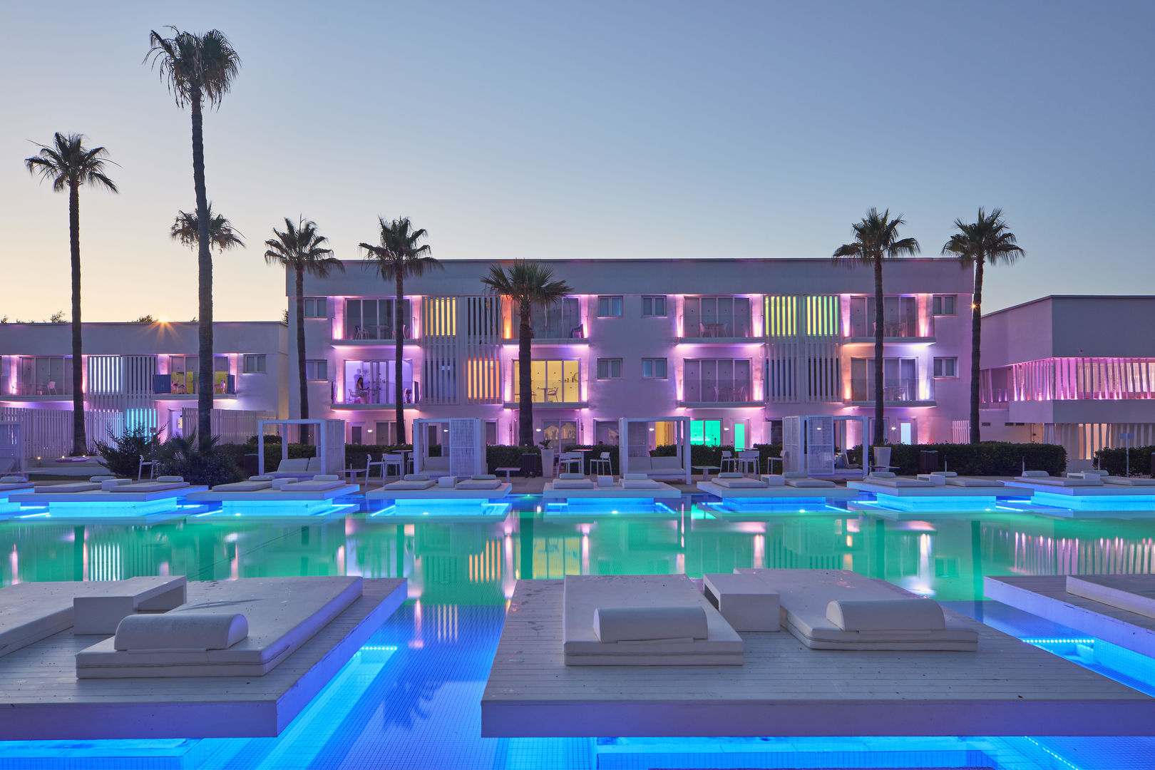 So White Club Resort image 1