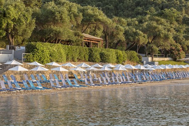 Aeolos Beach Resort in Perama - foto 5