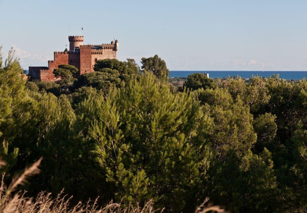 Omgeving — Apartamentos Playa de Castelldefels