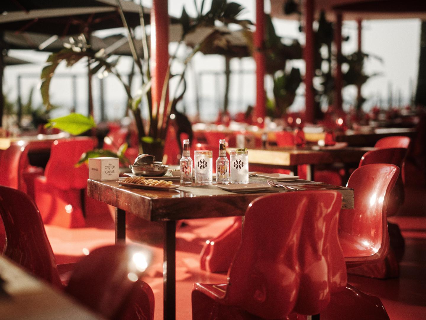 Restaurantterras buiten — The Unexpected Ibiza Hotel