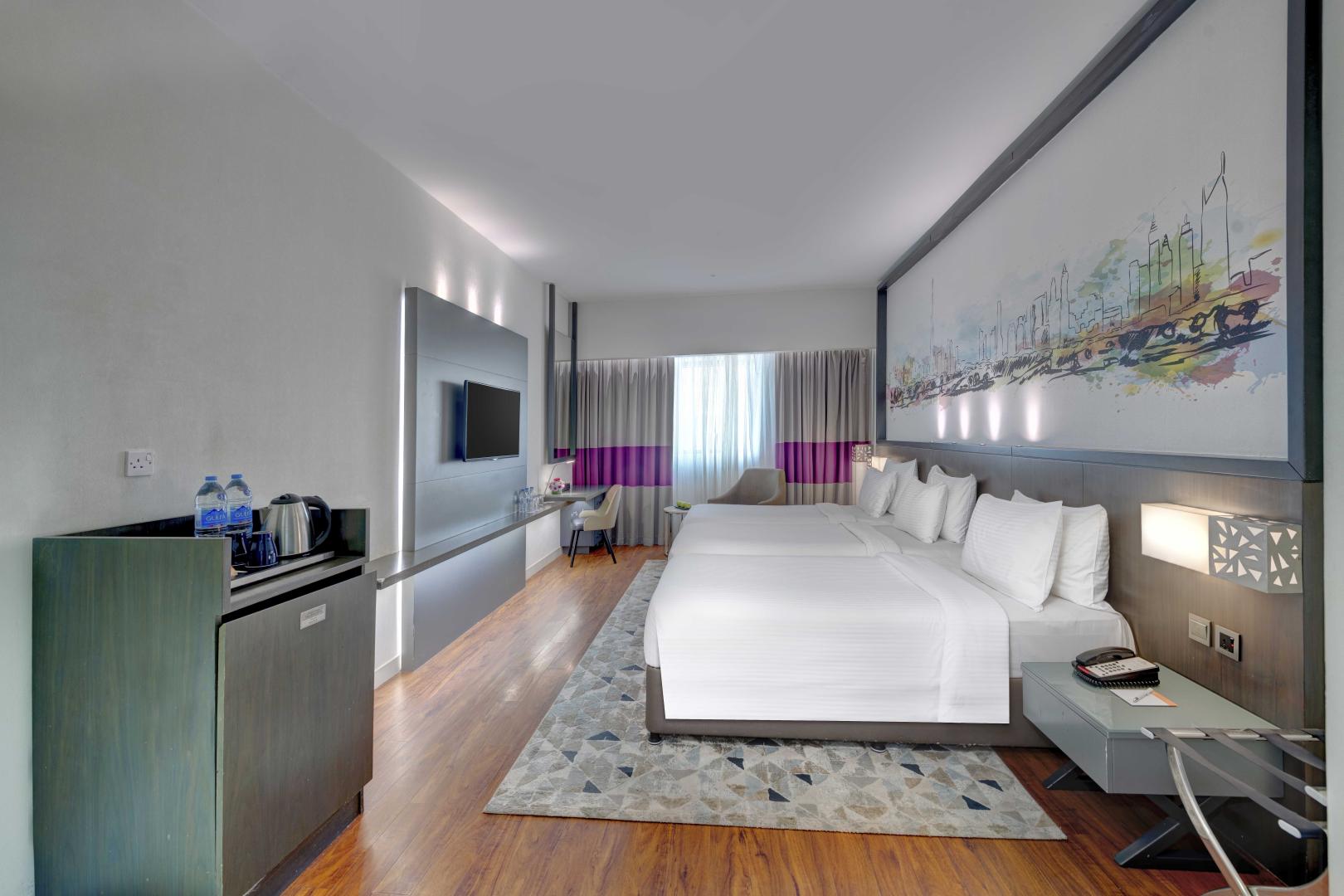 Howard Johnson Plaza by Wyndham Dubai Deira foto 2