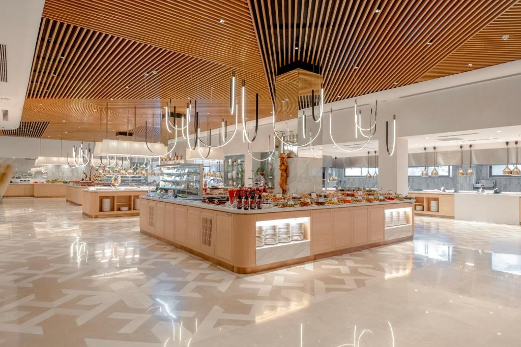 Fame Residence Lara & Spa image 3