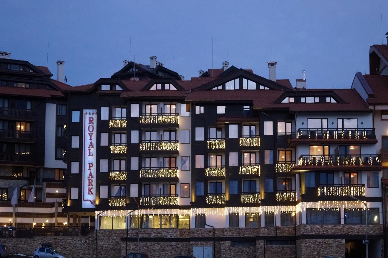 Royal Park Apartments image 2