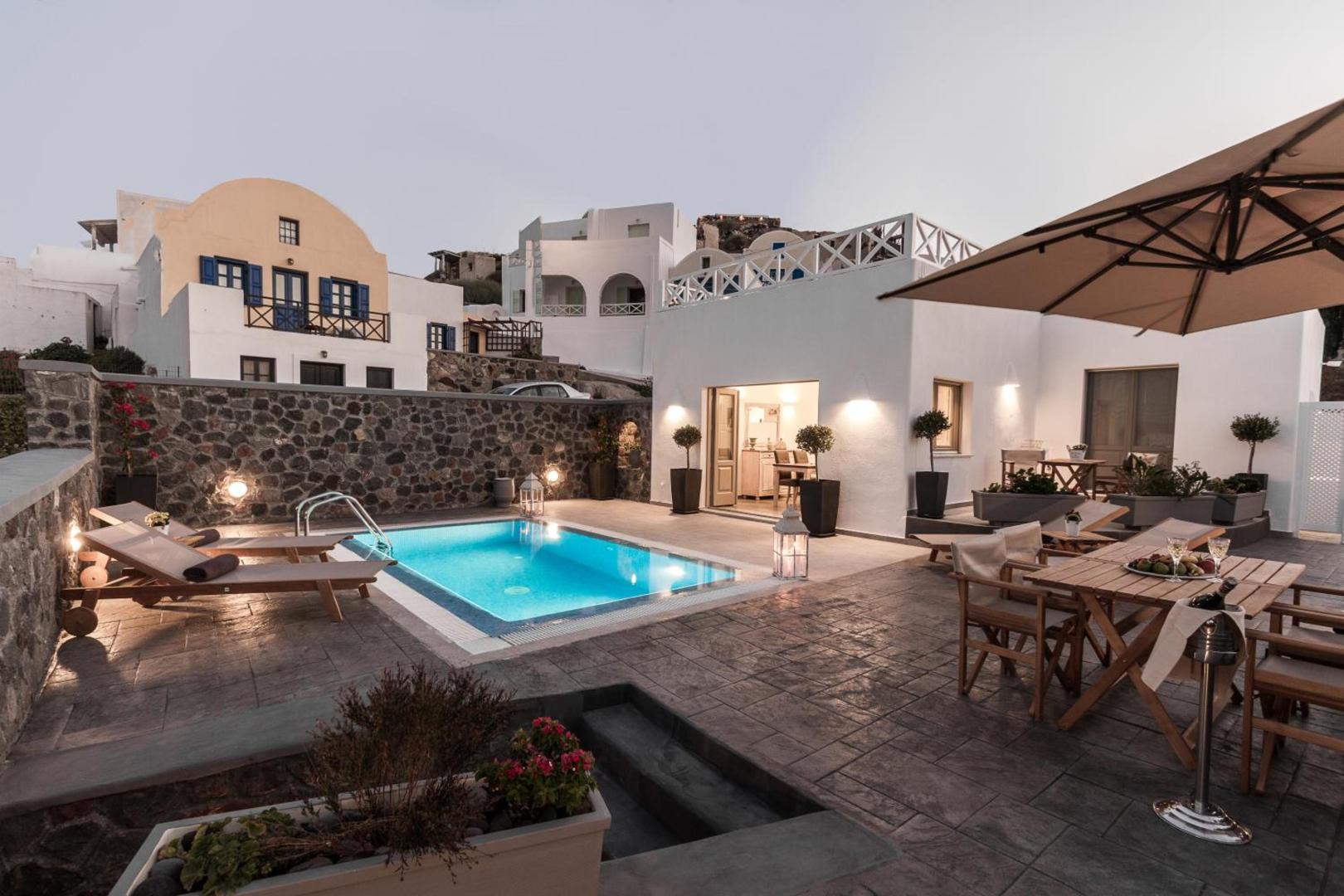 Mathios Luxury Homes foto 3