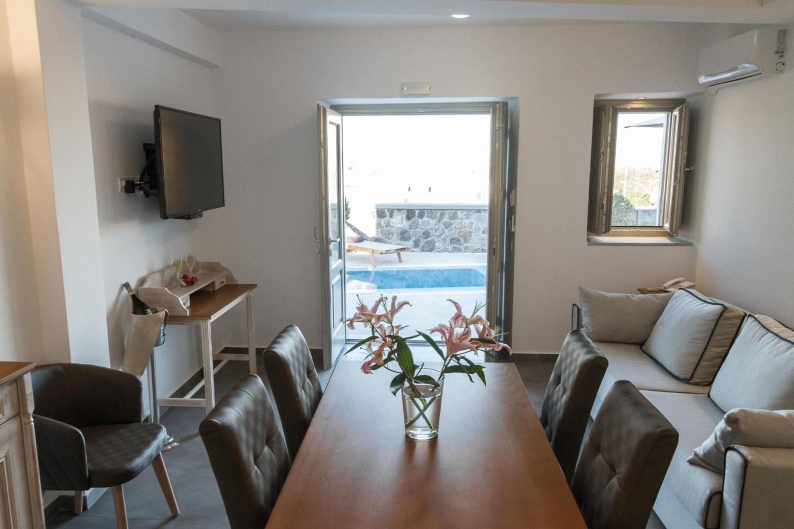 Mathios Luxury Homes foto 32