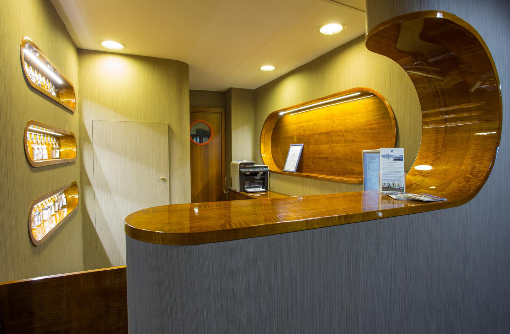 Grand Jules - Boat Hotel foto 13