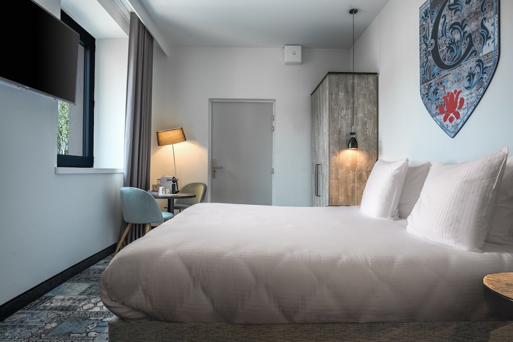 SOWELL HÔTELS Les Chevaliers image 3