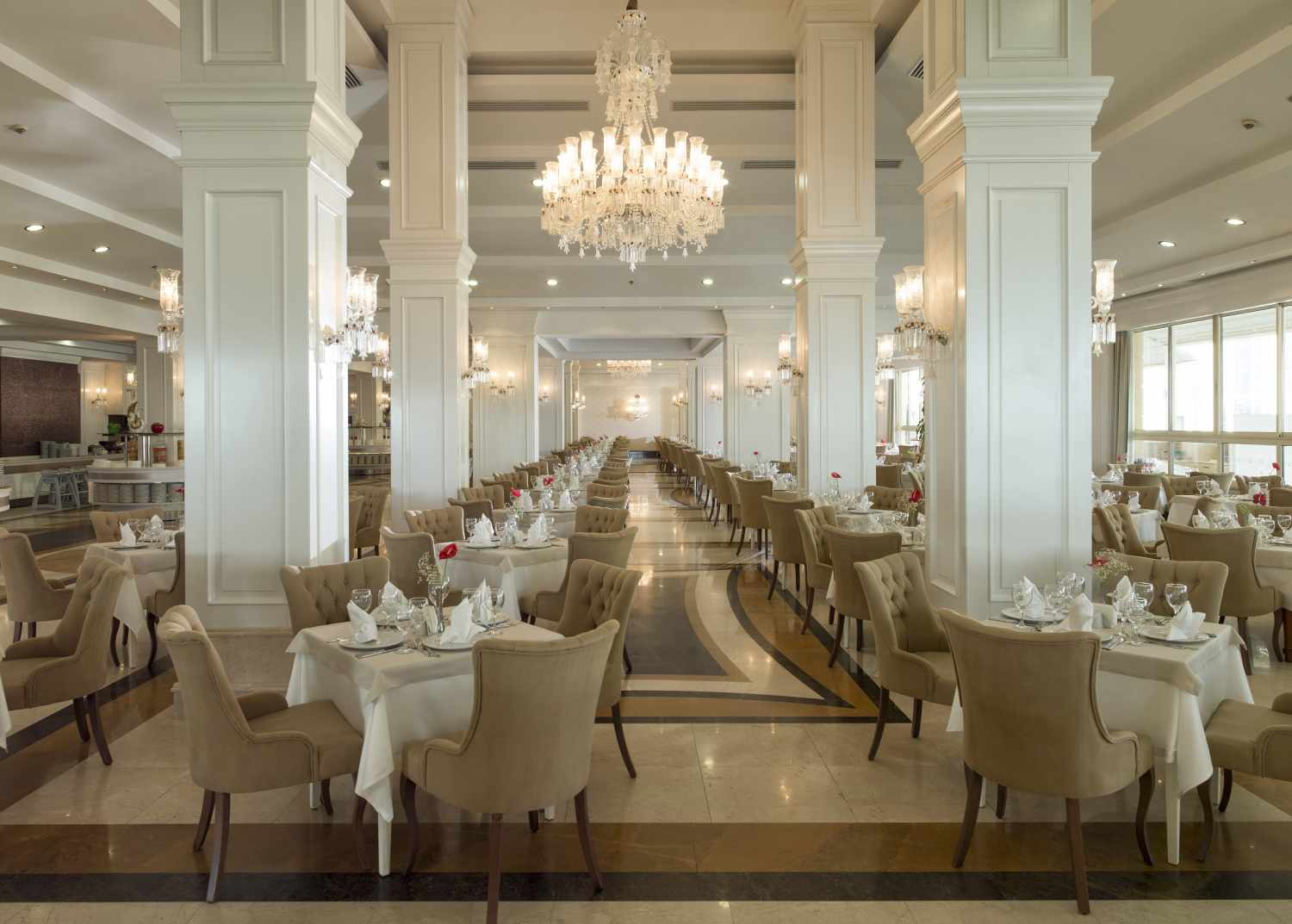 Dobedan Exclusive Hotel & Spa image 3