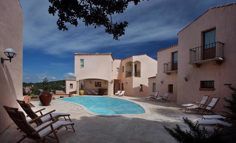Hotel Arathena in San Pantaleo - foto 3