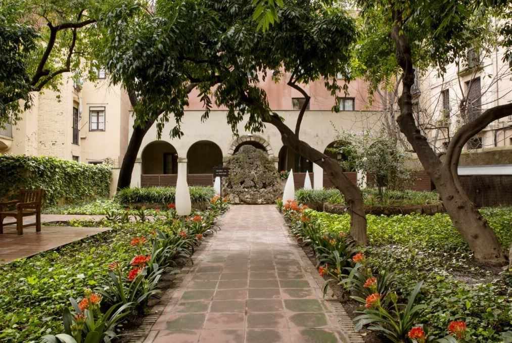 Petit Palace Boquería Garden image 3
