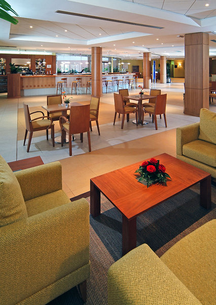 Vértice Indalo Almería image 0