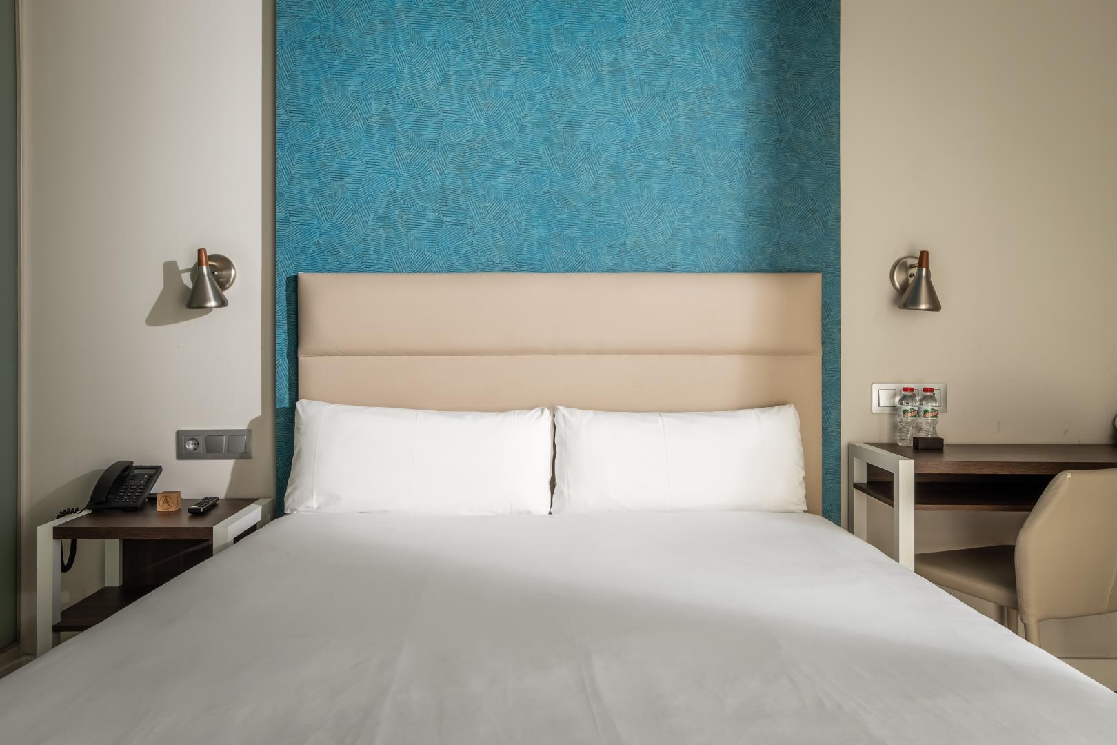 Arya Stadium Hotel image 1