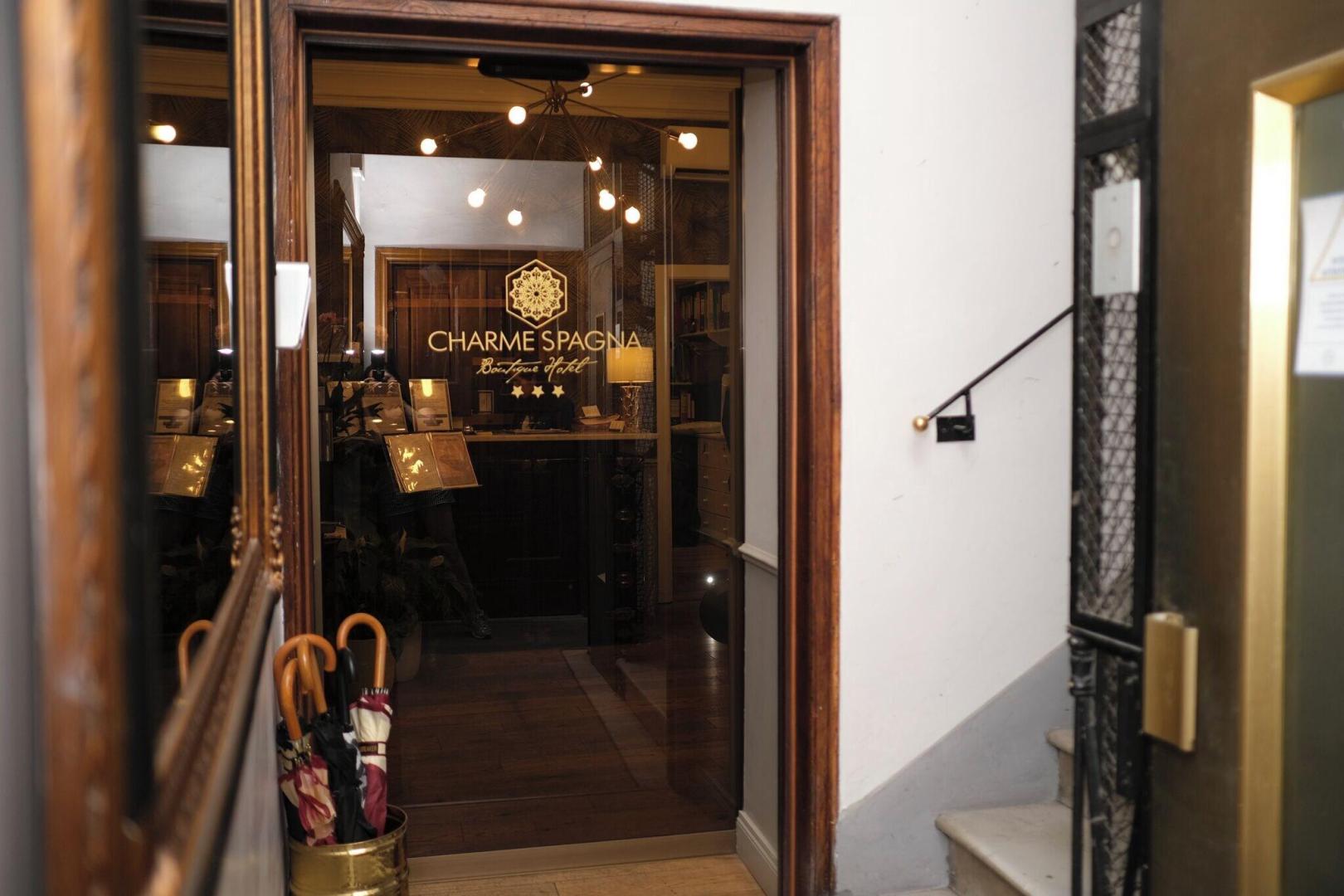 Charme Spagna Boutique Hotel foto 13