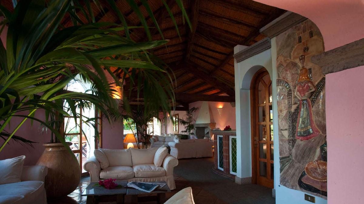 Tropische tuin met palmbomen — Monte Turri