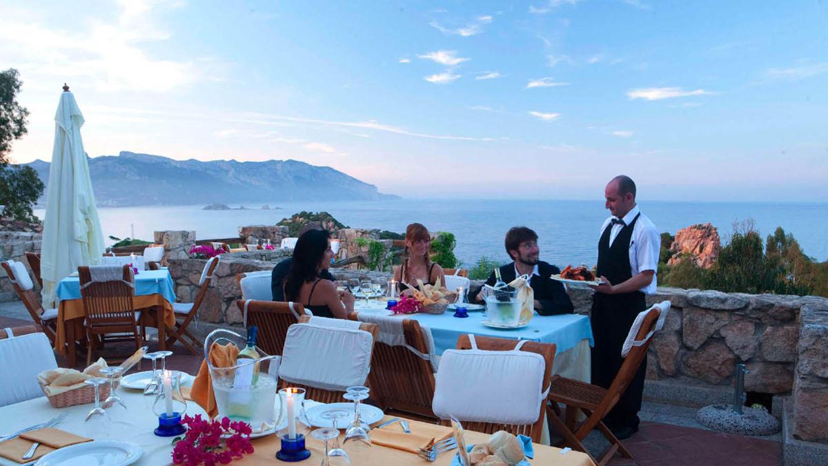 Restaurantterras buiten — Monte Turri