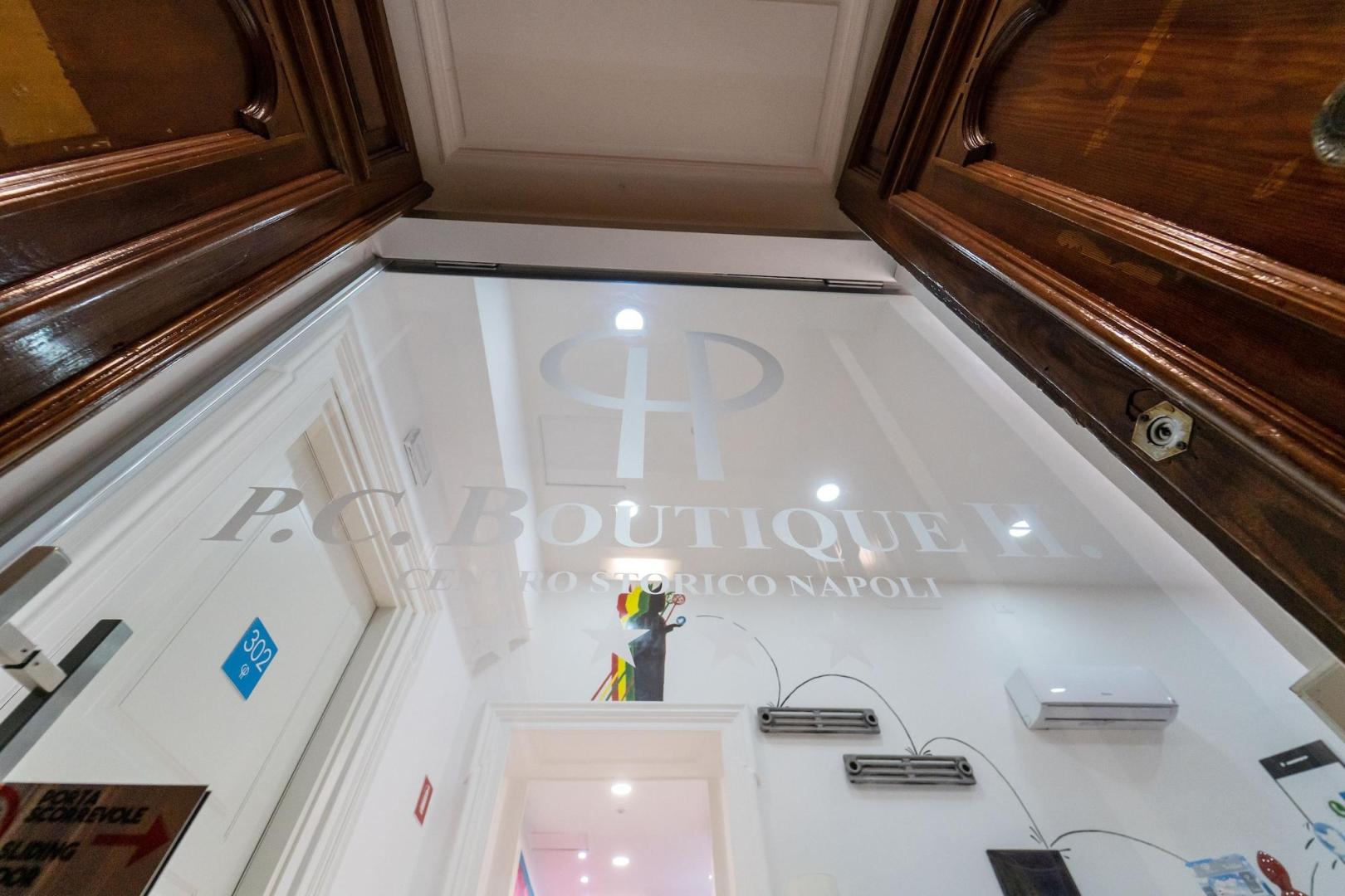 P.C. Boutique H. Napoli Centro by ClaPa Group foto 27