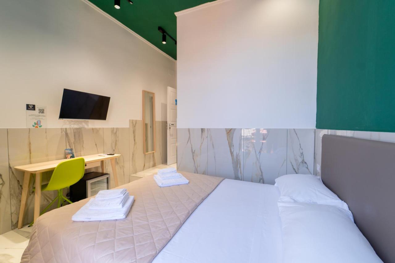 P.C. Boutique H. Napoli Centro by ClaPa Group in Naples - foto 5
