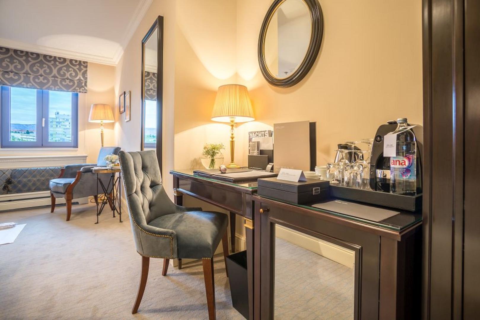 Suite met zithoek — Hotel Park