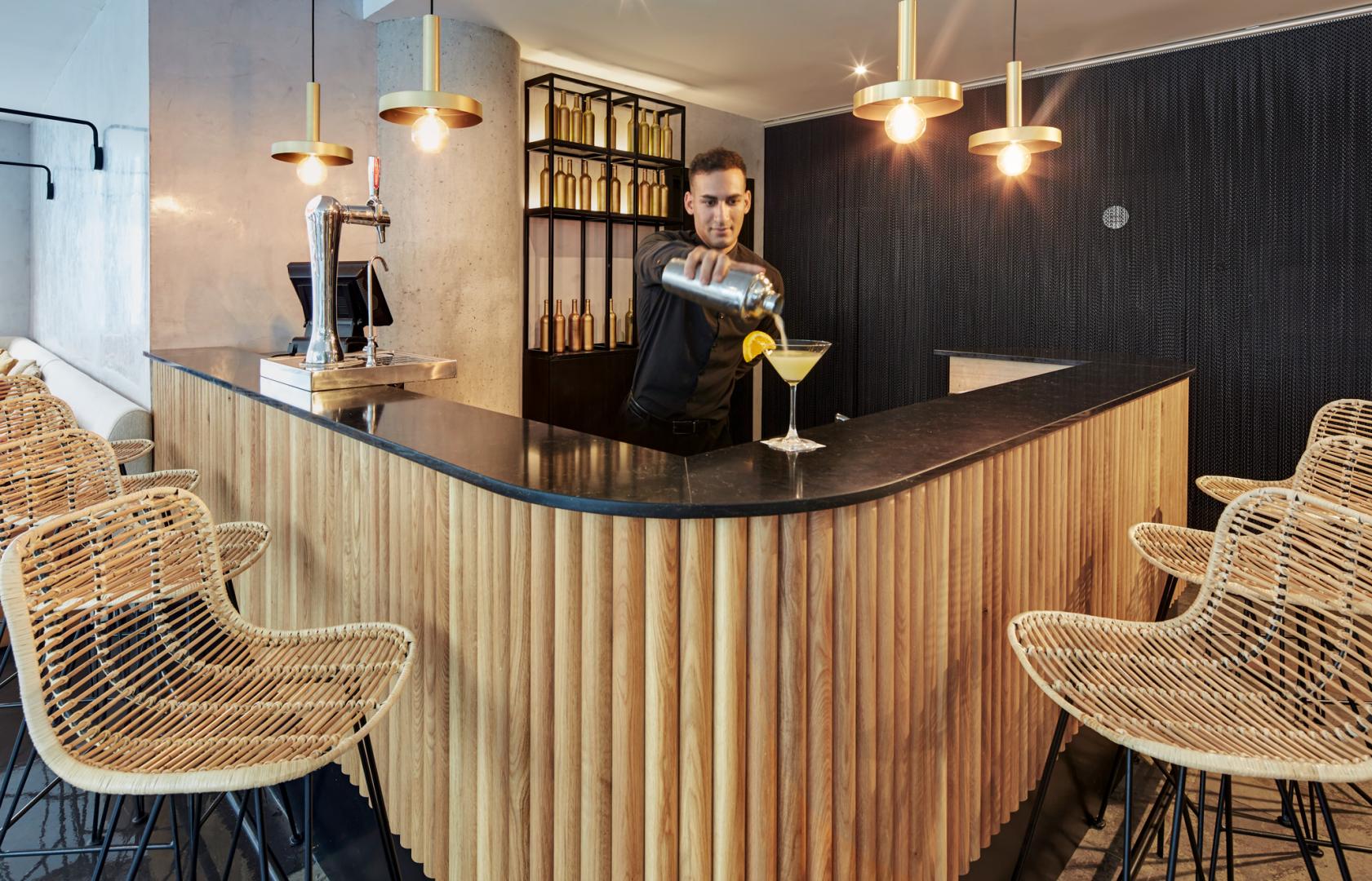 Bar met drankenselectie — Eurostars Málaga