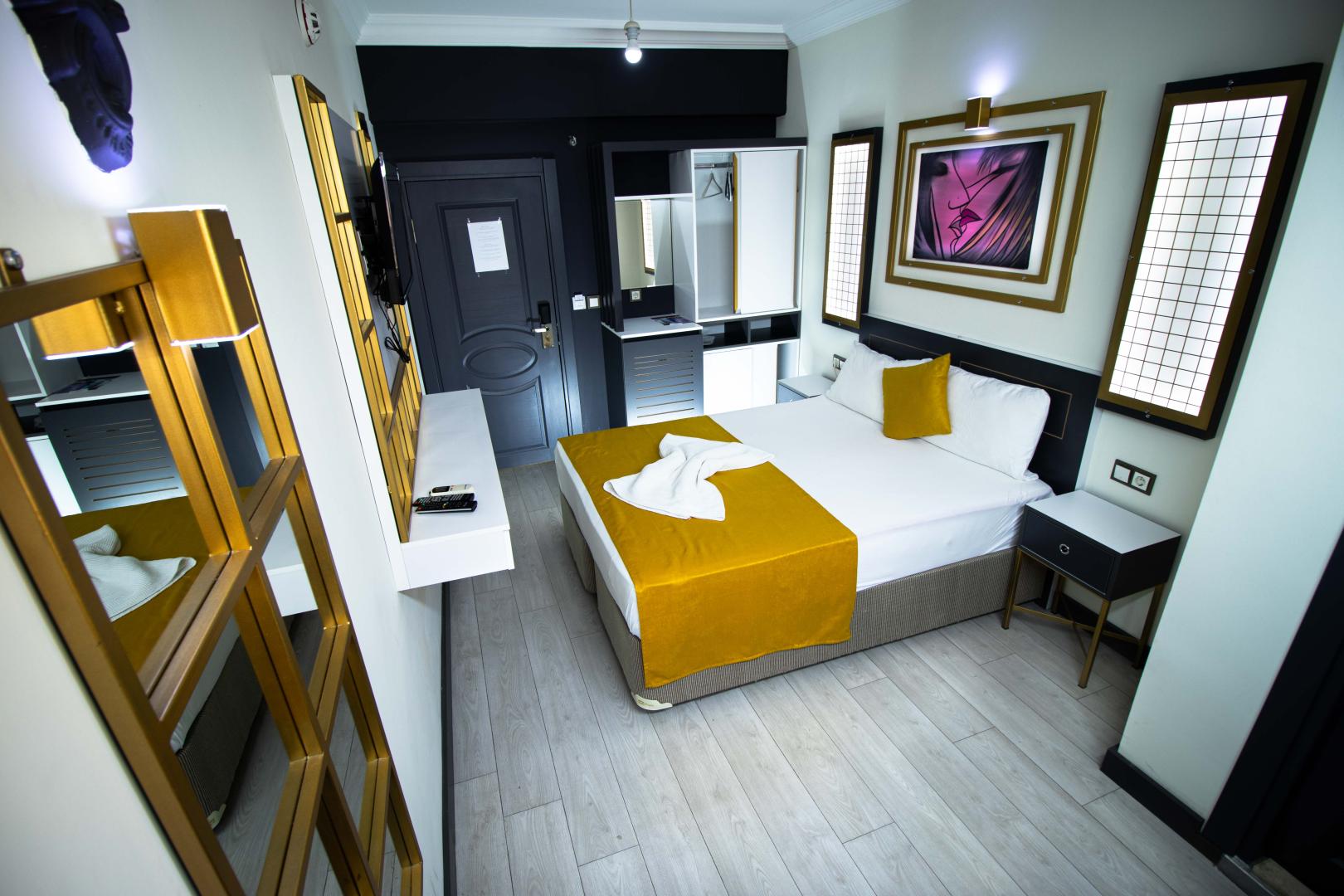 Exporoyal Hotel image 1