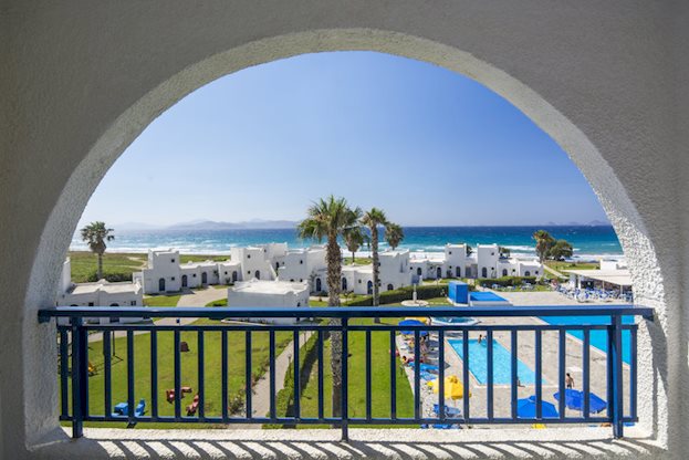 Aeolos Beach Hotel in Lambi - foto 5