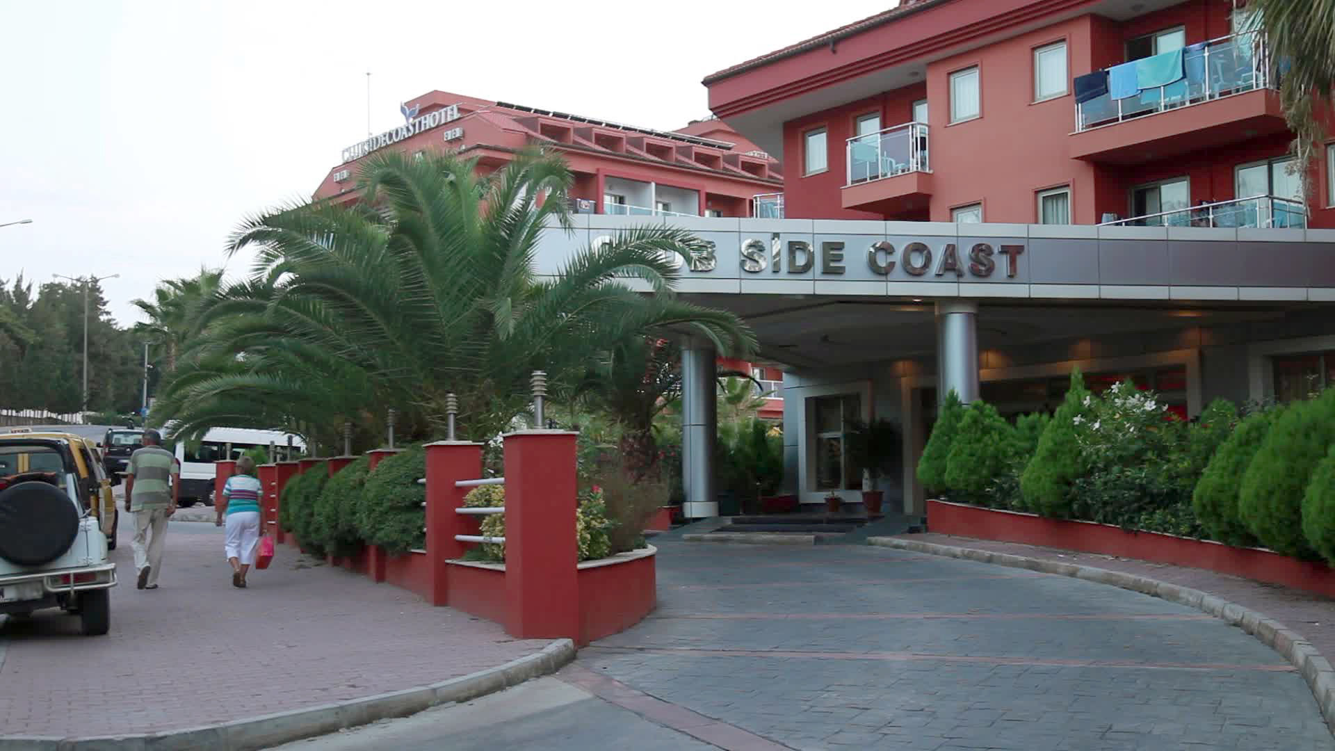 Club Side Coast Hotel image 2