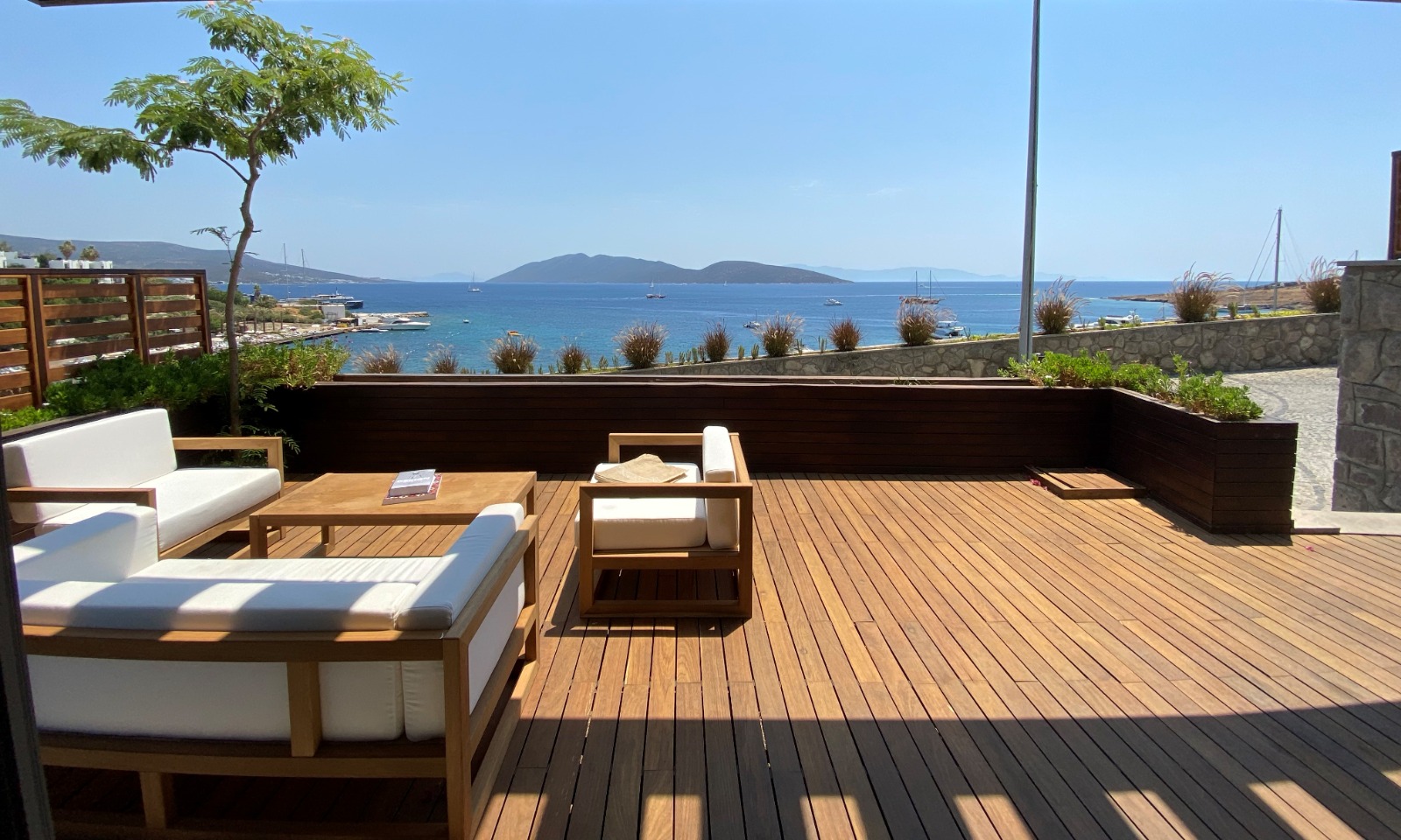Infinity-zwembad met zeezicht — METT Bodrum