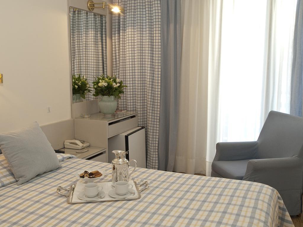 The Park Hotel Piraeus foto 12