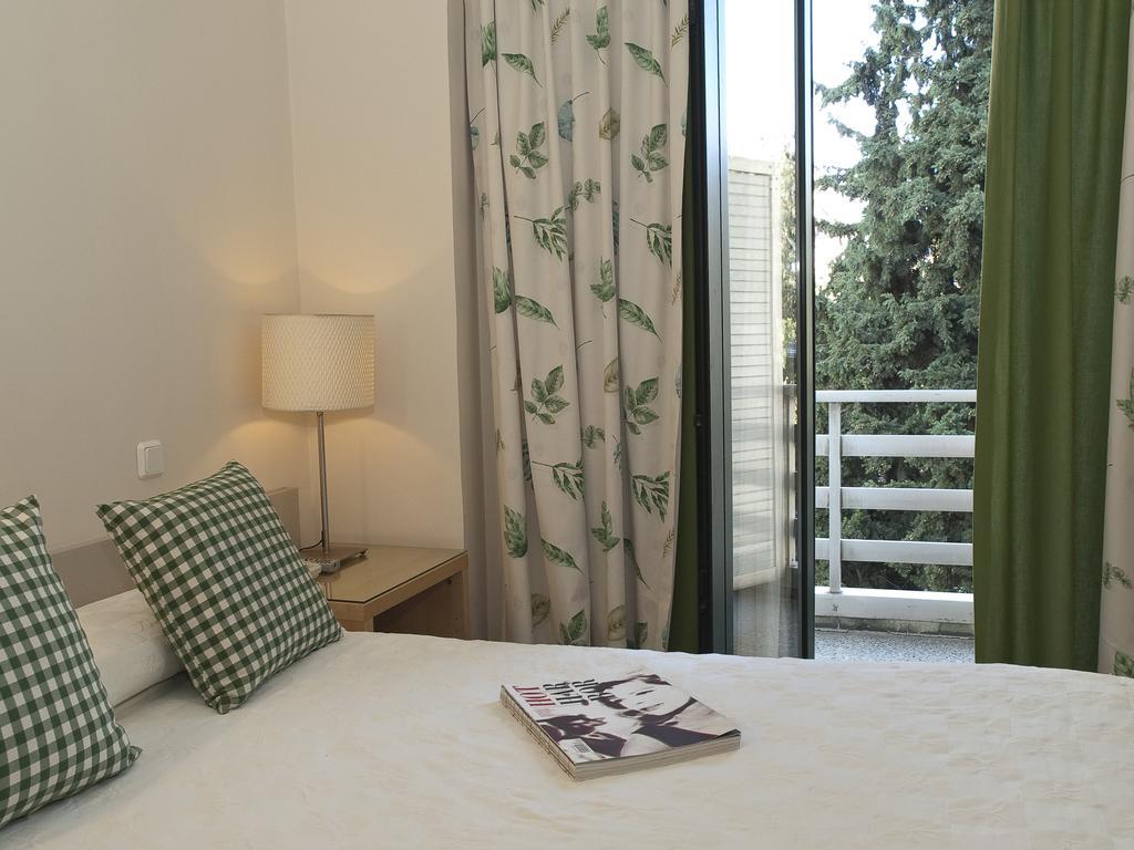 The Park Hotel Piraeus foto 14