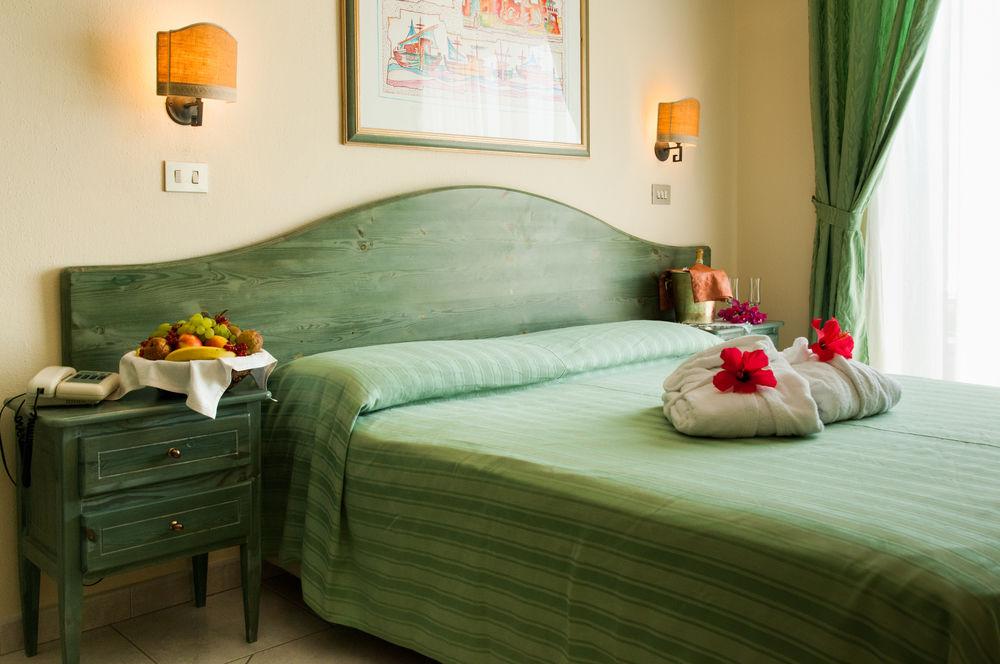 Kamer met tweepersoonsbed — Hotel Maria Rosaria