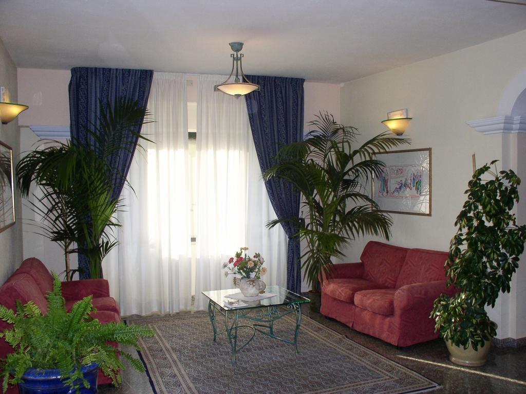 Kamer met balkon — Hotel Maria Rosaria