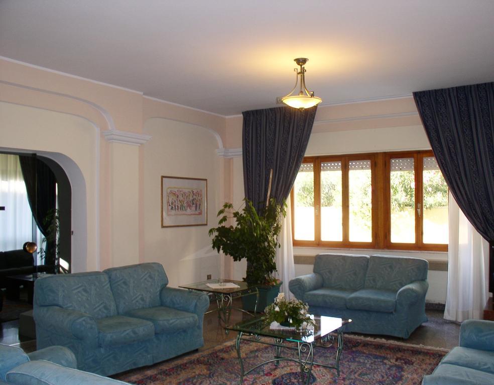 Suite met zithoek — Hotel Maria Rosaria
