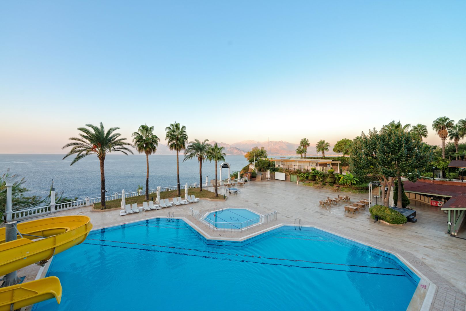Adonis Hotel foto 11