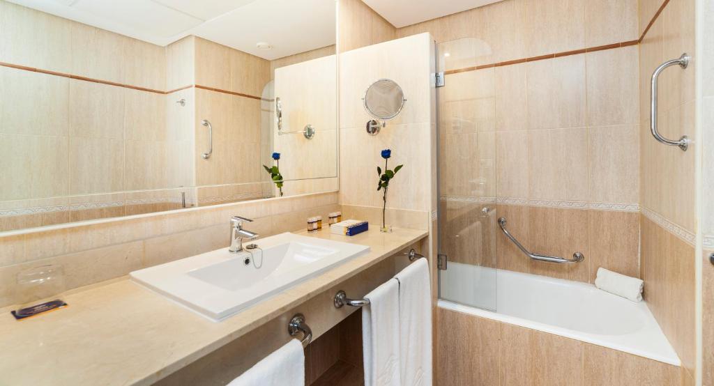 Globales Santa Lucía image 2