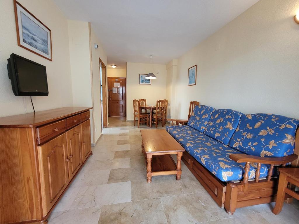 Las Torres Gardens image 2