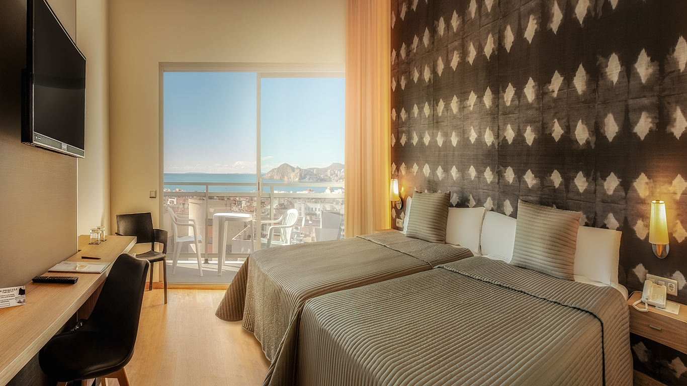 RH Princesa Hotel & SPA image 1