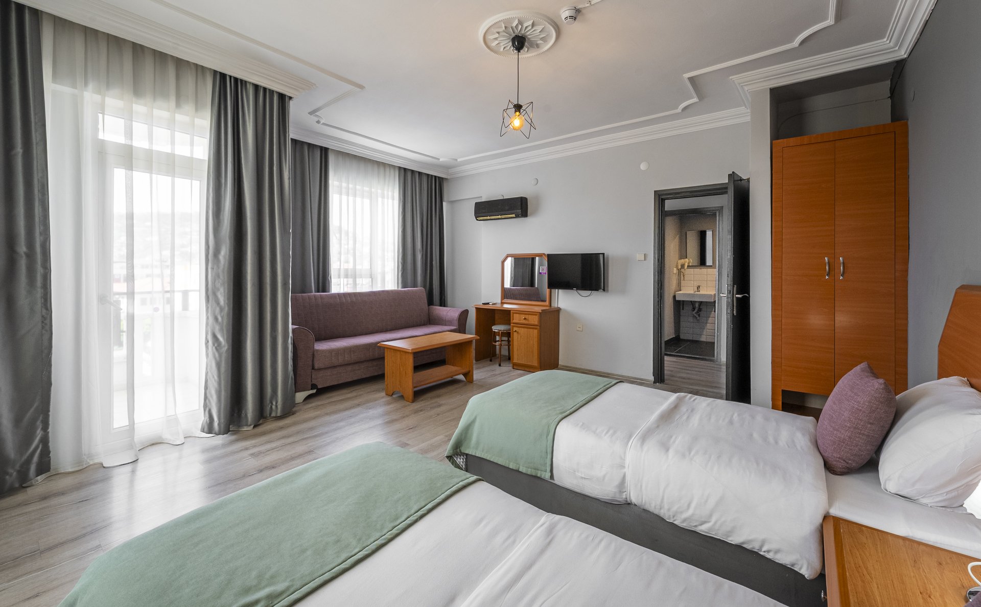 HMA Hotel & Suites foto 8
