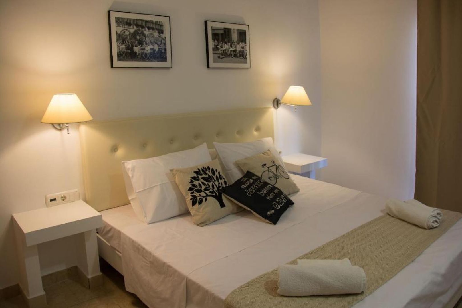 Astron Hotel image 1