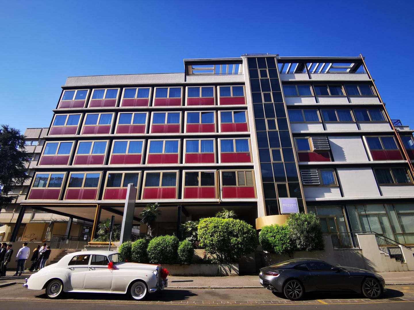 Main image