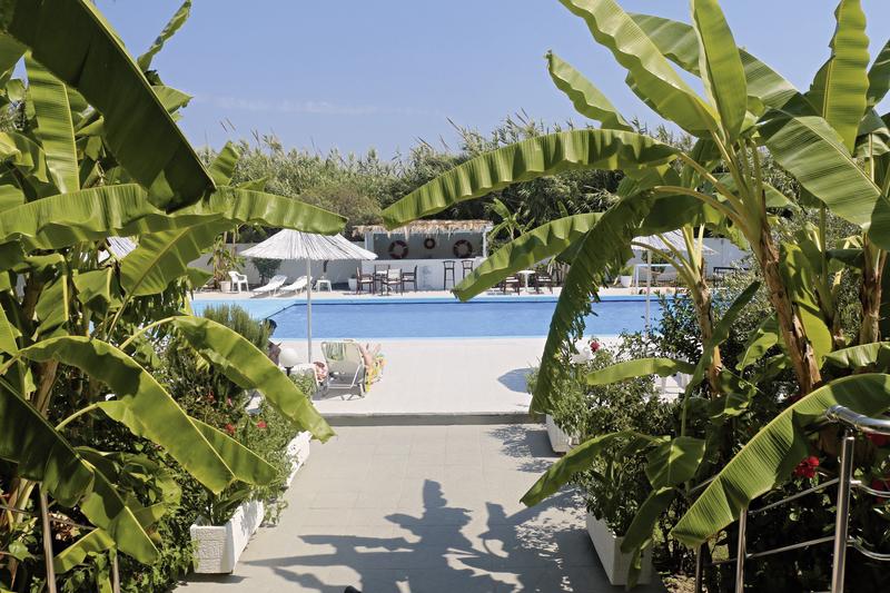 Costa Angela Seaside Resort in Lambi - foto 5