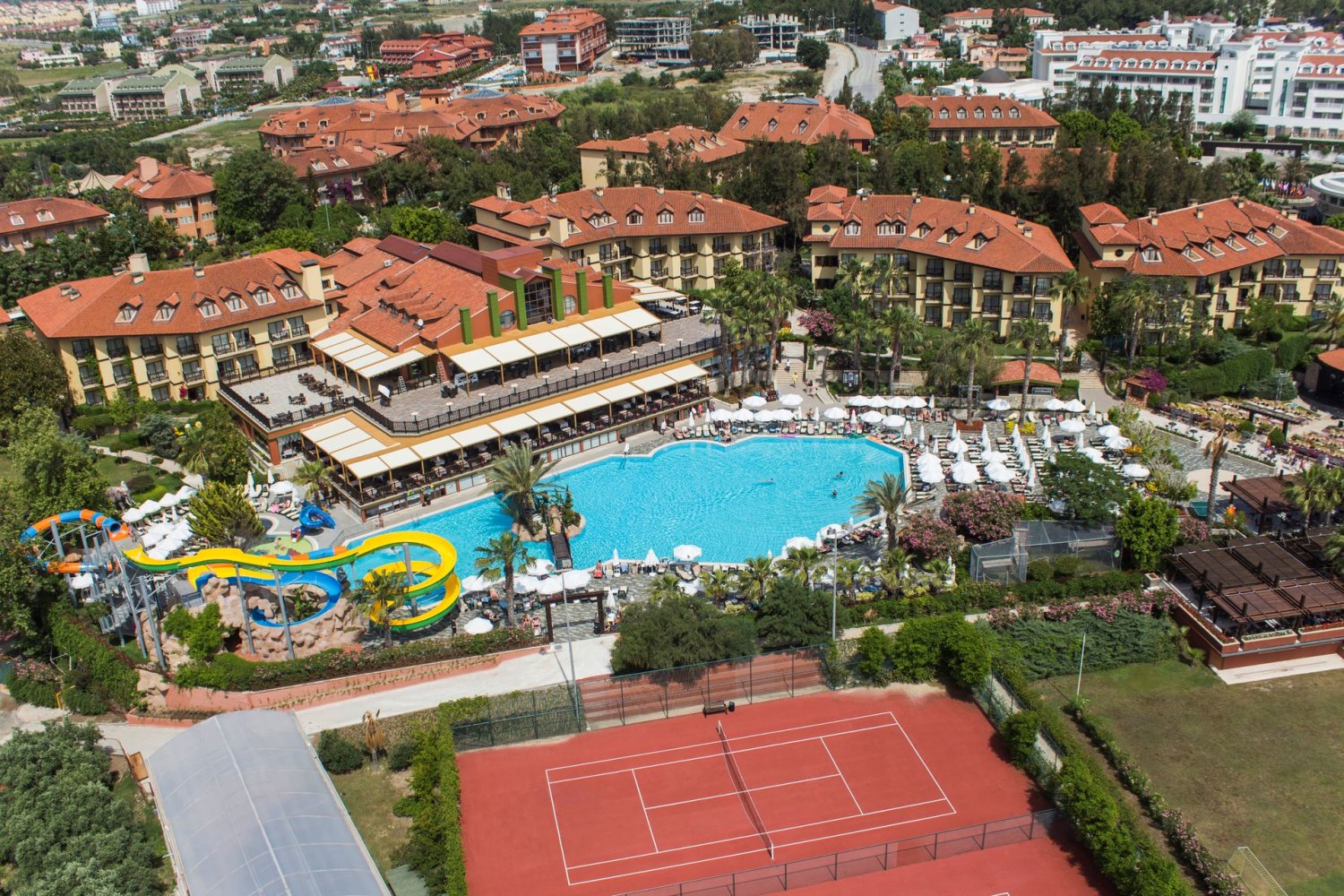 Alba Resort Hotel image 1