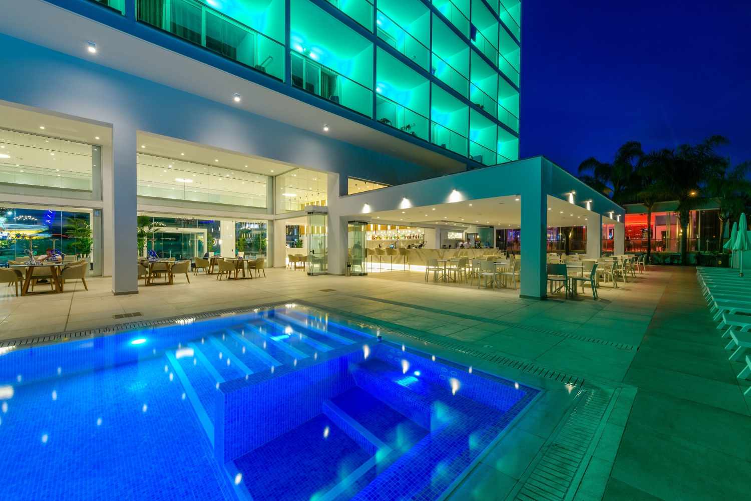 Tasia Maris Seasons Hotel image 0