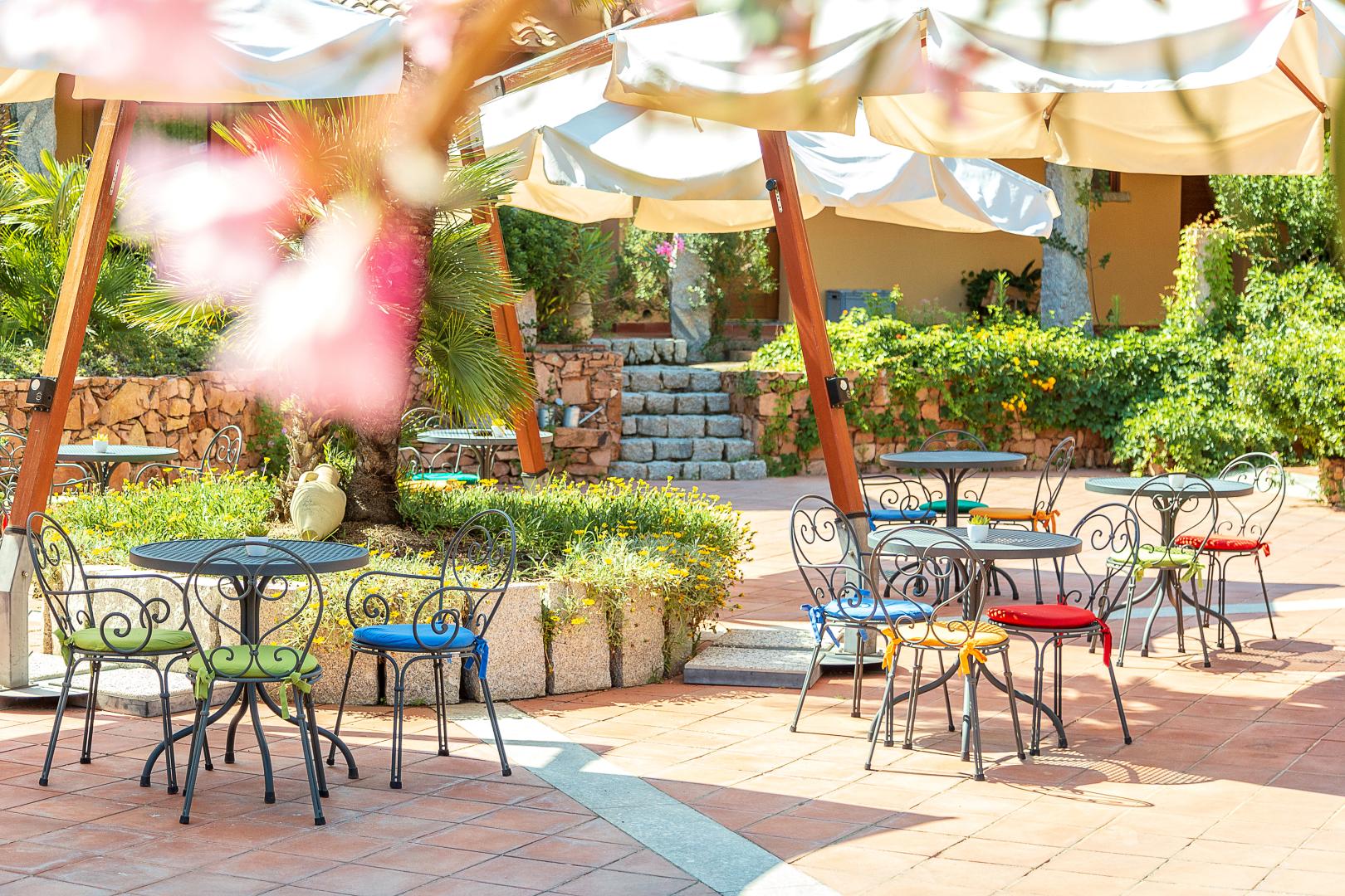 Binnenplaats — Hotel Club Saraceno