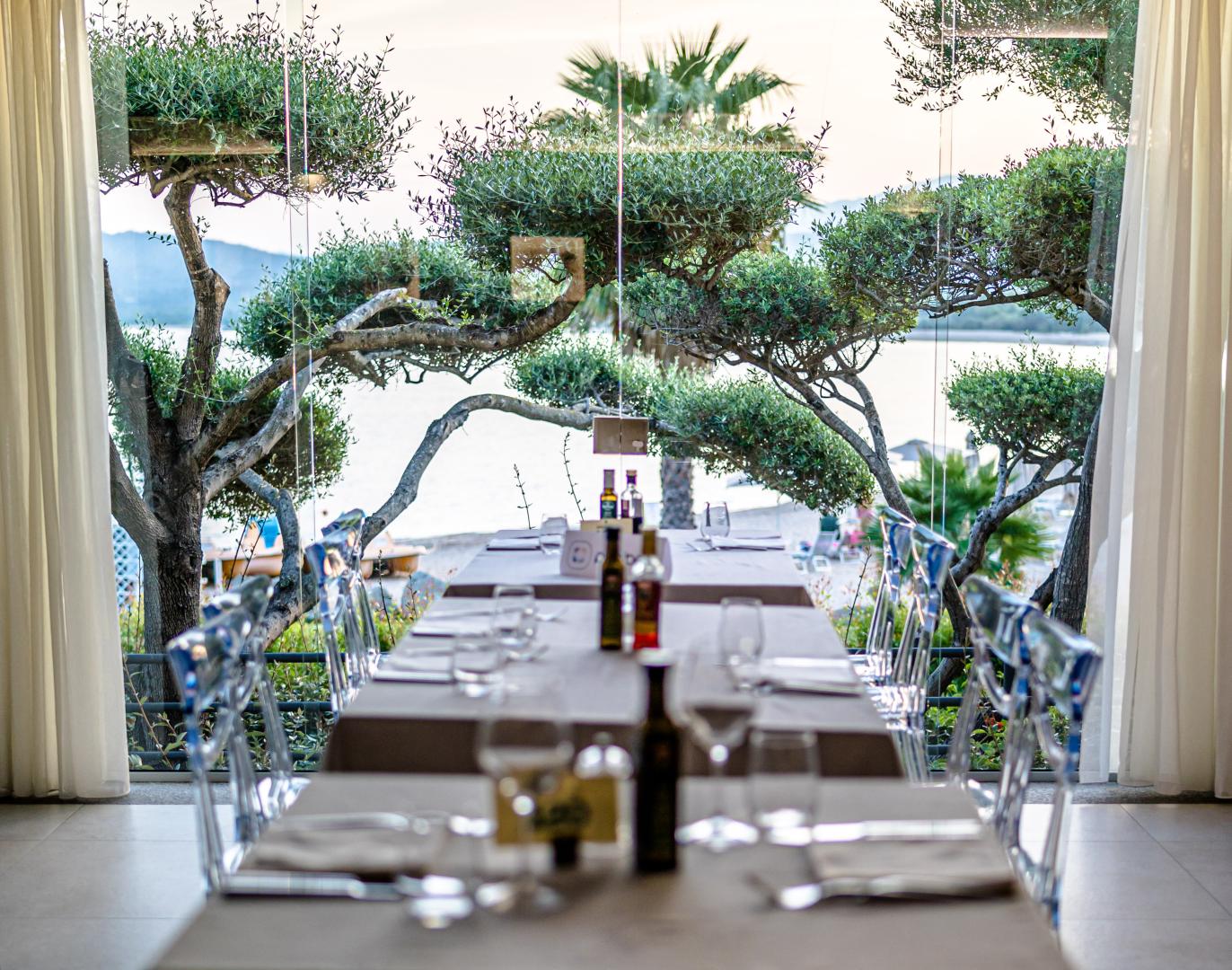 Restaurantterras buiten — Hotel Club Saraceno